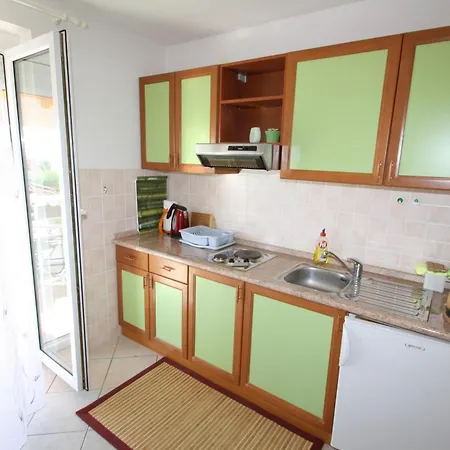 Rose Apartment *
