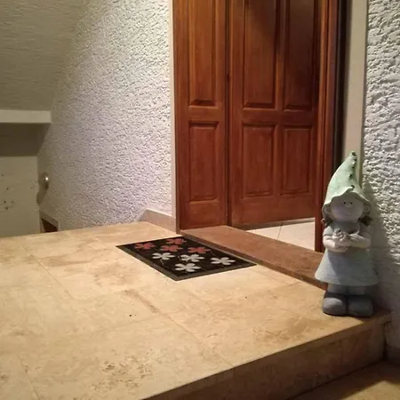 Rose Apartment *