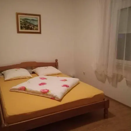 Apartment Rose